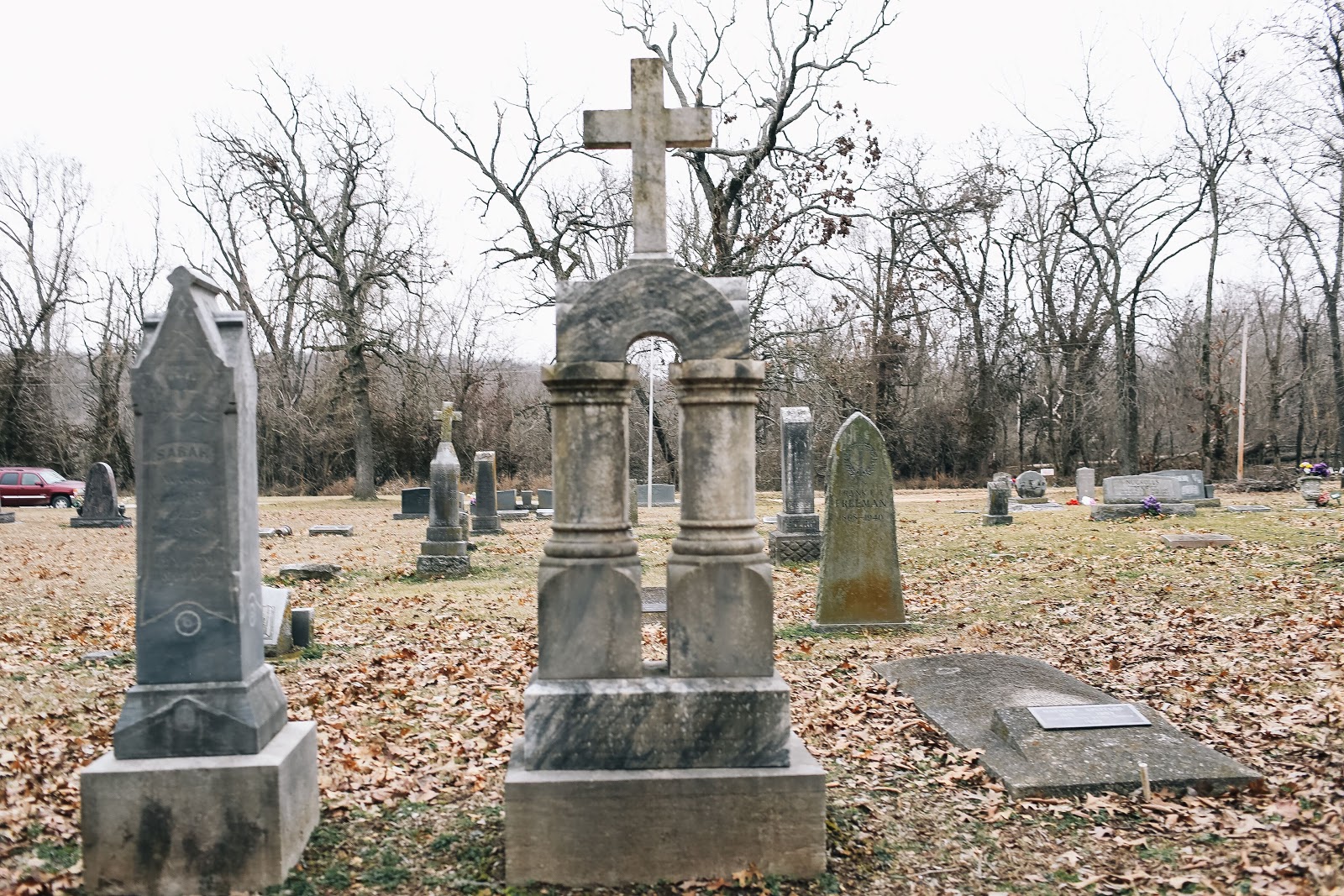 image of tombstones at cemetery